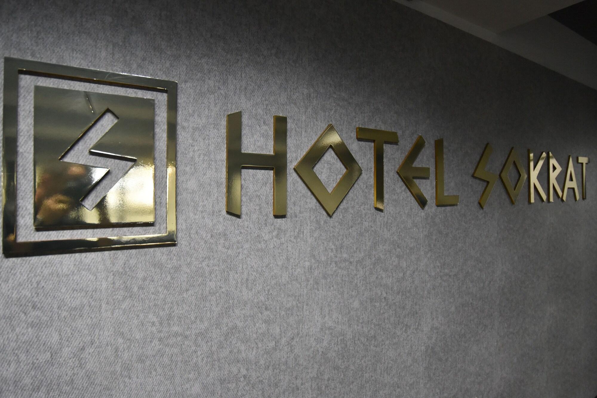 Hotel Sokrat Tirana Exterior foto