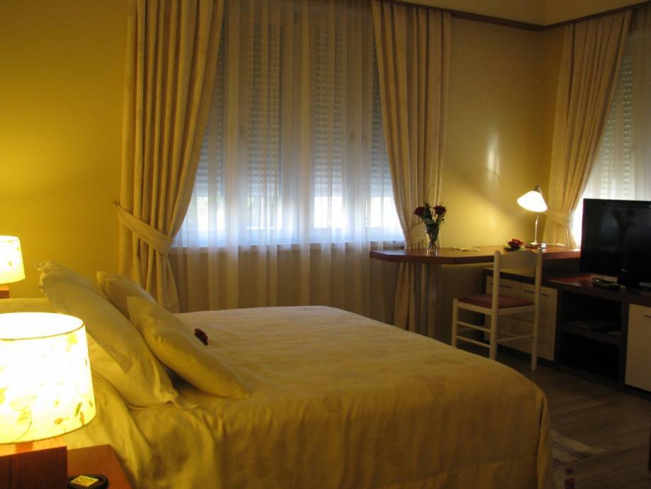 Hotel Sokrat Tirana Exterior foto
