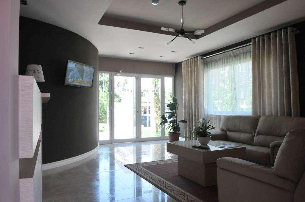 Hotel Sokrat Tirana Restaurant foto